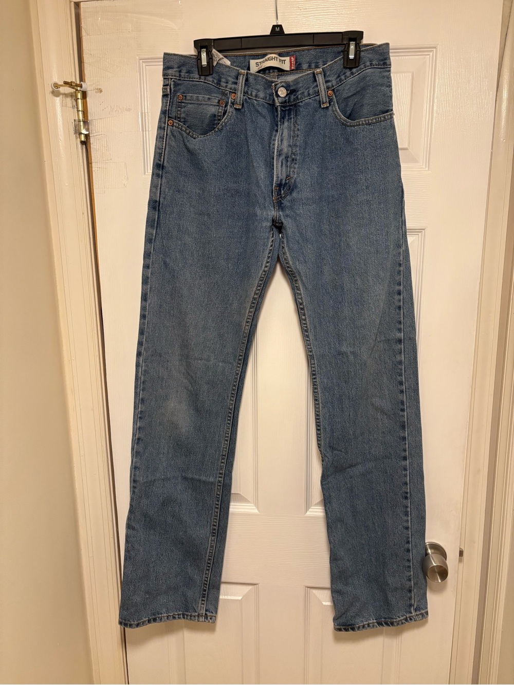 Levi's Men's Straight-Leg Jeans in Medium Blue Denim